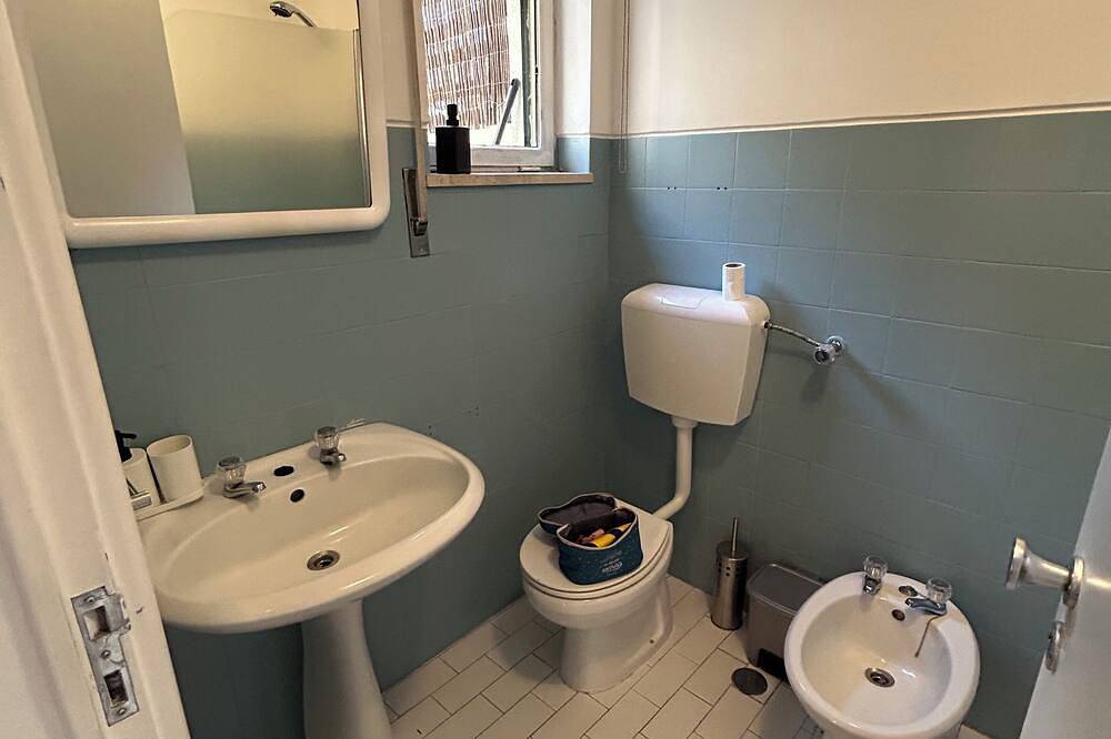 Cascais - House at Guincho beach with patio. Pets are welcome! in Aldeia de Juzo, Cascais e Estoril