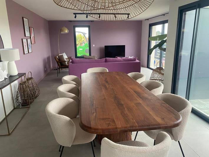 Location de vacances pour 8 personnes, avec Balcon et Terrasse ainsi que Jardin et Vue à Fontenay-sur-Mer