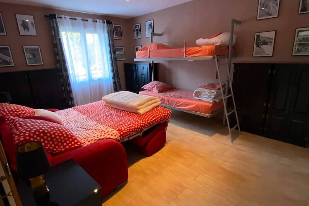 Maison Provençale 30 mm mer Méditerranée ; 1 h Canyon du Verdon lac Ste Croix in Trans-en-Provence, Draguignan region