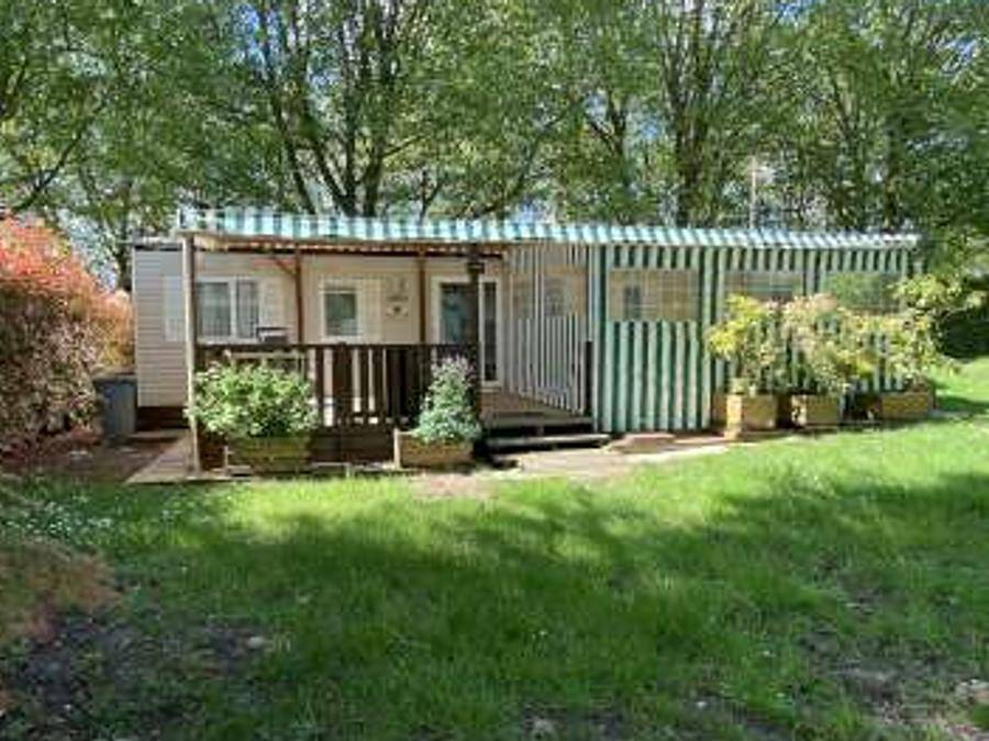 Camping La Plage - Mobile home 8 persons - Mobile home 6/8 pers Deluxe (4 adults and 4 children) in Mansigné, Sarthe