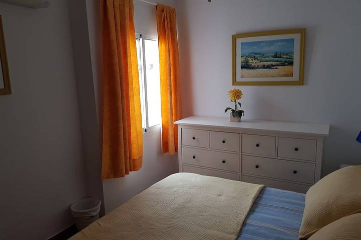 Ganze Wohnung, Penthouse mit Blick auf das Mittelmeer in Playa Carabeíllo, Nerja