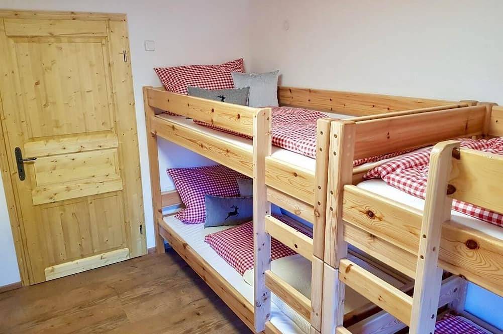 Geheel appartement, Apartment with 125sqm, 3 bedrooms, max. 8 persons in Tannheim, Allgäuer Alpen (Oostenrijk)