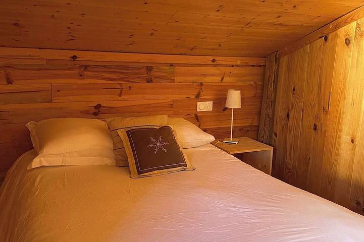 Gîte pour 10 personnes, avec terrasse et jardin à La Cabanasse - 2