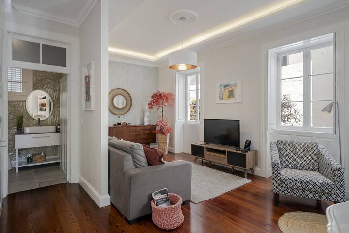 Villa pour 6 personnes, avec balcon ainsi que piscine et jardin, adapté aux familles à Funchal - 4