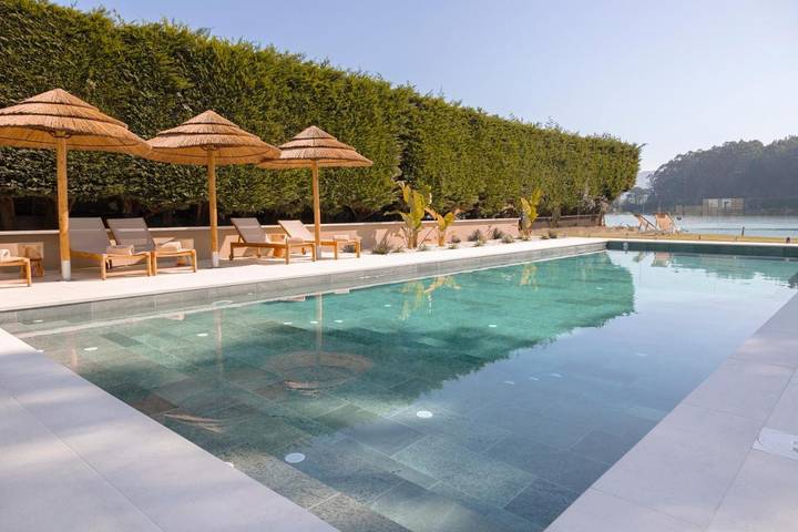 Hôtel pour 2 personnes, avec jardin ainsi que vue et piscine - 1