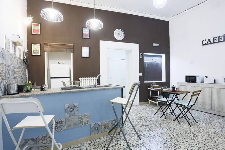 Ganze Wohnung, Ferienwohnung für 2 Personen mit Balkon/Terrasse in Neapel, Neapel Provinz