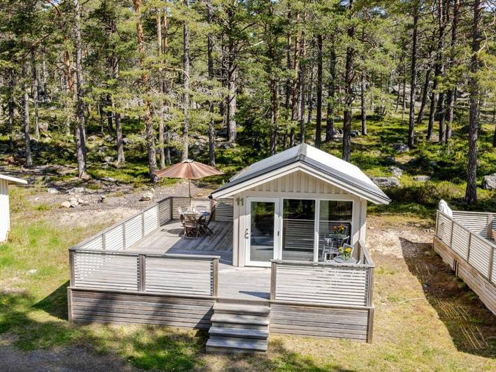 Ferienhaus für 2 Personen, mit Garten und Pool sowie Terrasse, mit Haustier - 1