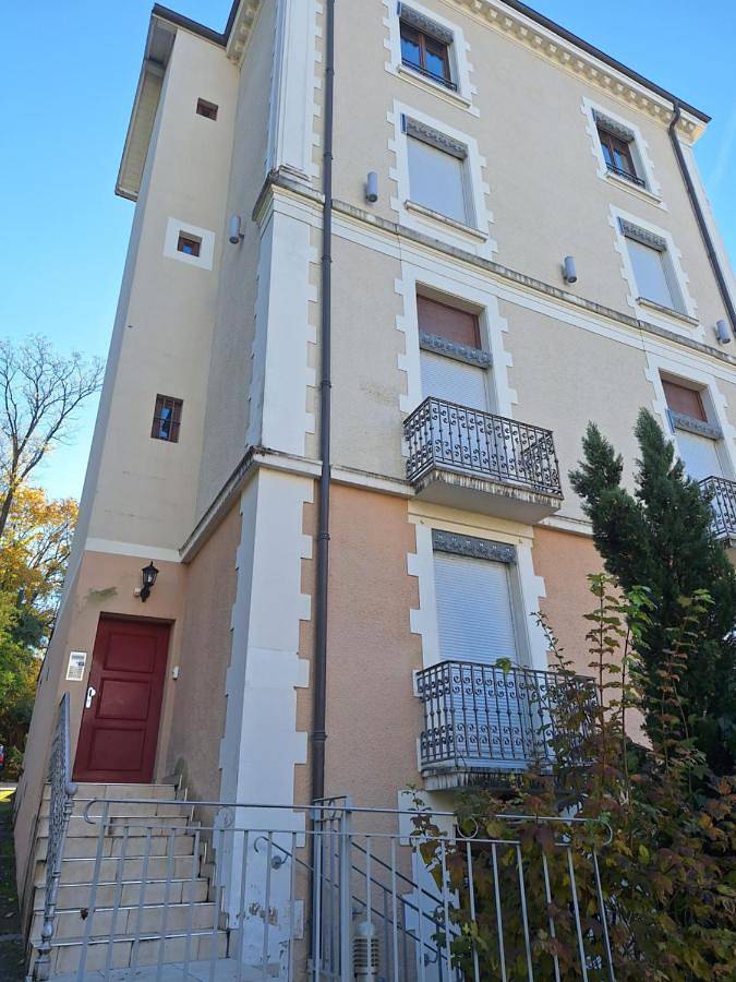 Gîte pour 4 personnes, avec vue sur le lac et vue dans Parc du Bois Vidal - 3