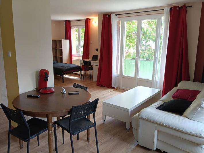 Gîte pour 4 personnes, avec balcon et vue à Saint-Martin-le-Vinoux