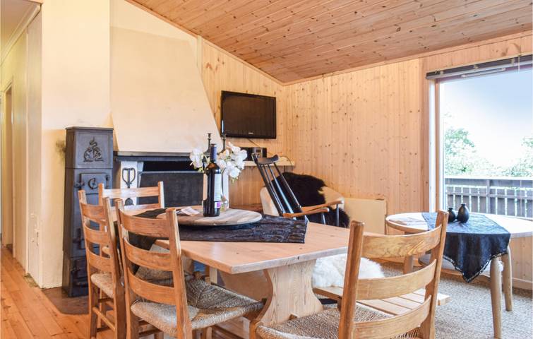 Ferienhaus für 4 Personen mit Garten in Sandnes