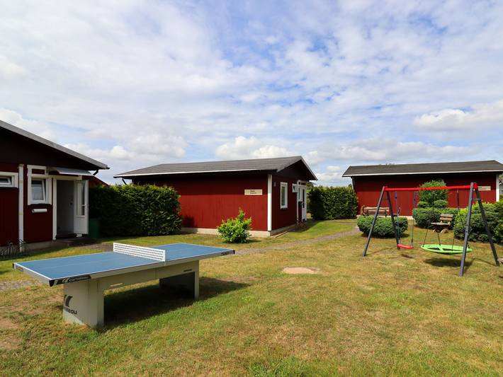 Bungalow für 4 Personen, mit Terrasse und Garten in Koserow