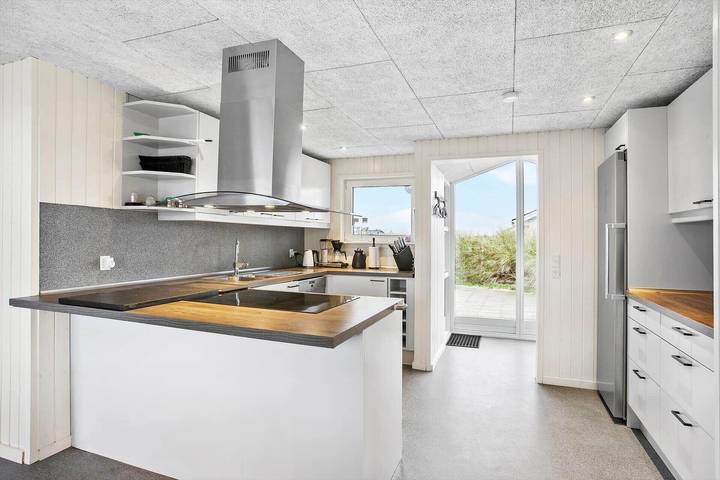 Ferienhaus mit Meerblick für 8 Personen, mit Whirlpool und Sauna sowie Terrasse in Grønhøj Strand - 4