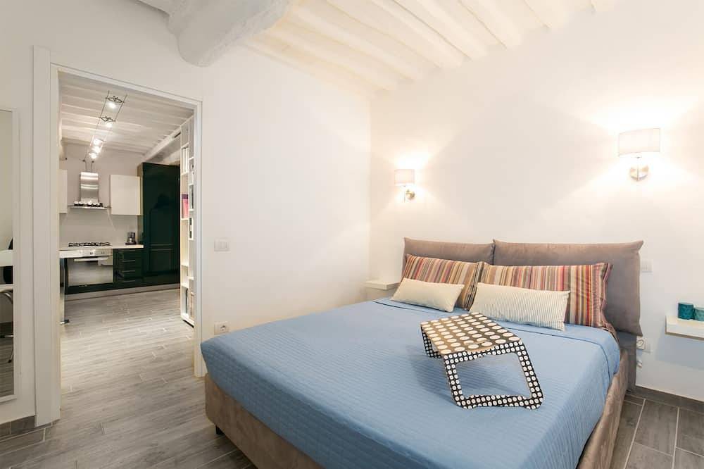 Entire apartment, Classy apartment with Wifi in the historic center of Siena in Siena, Siena Province