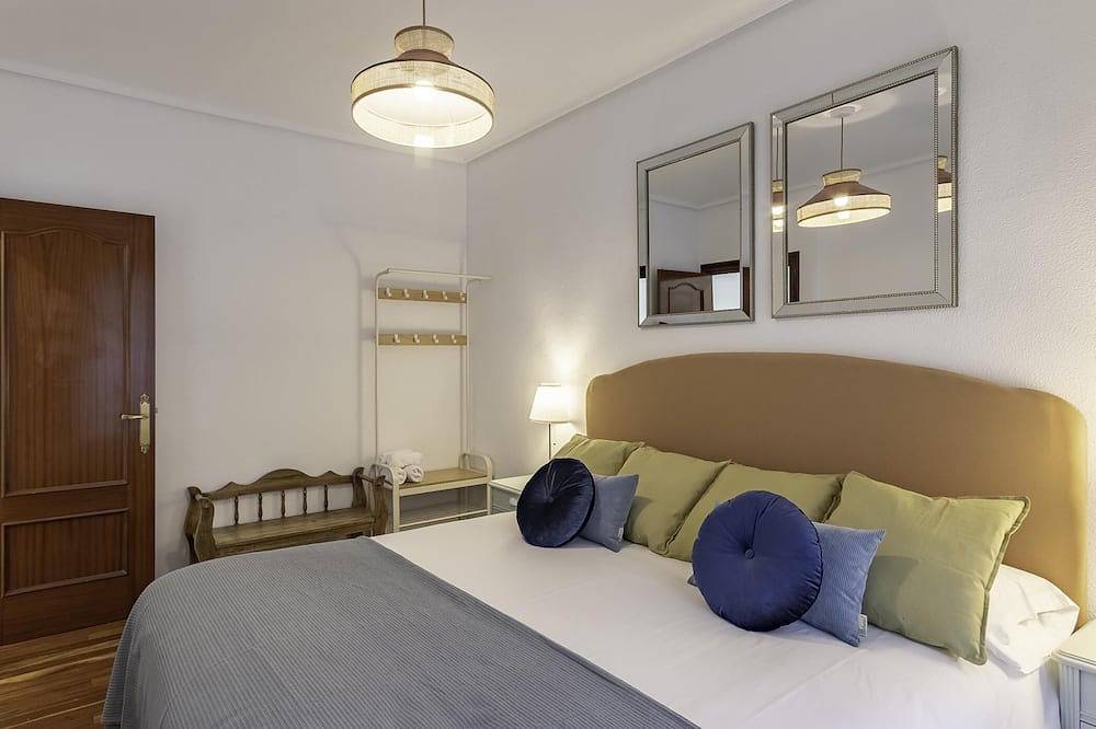 Entire apartment, Amplio y Elegante en Las Arenas in Getxo, Basque Coast (Spain)