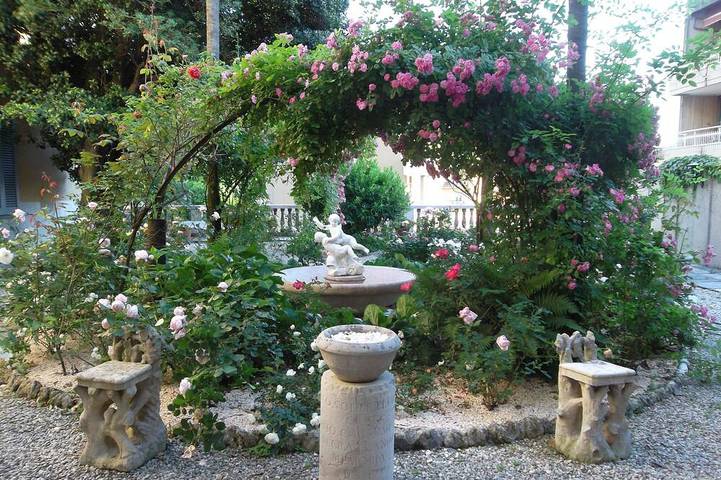 Ferienwohnung für 3 Personen, mit Terrasse und Garten in Comune di Luino