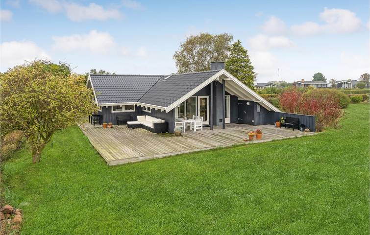 Ferienhaus für 6 Personen, mit Terrasse und Garten