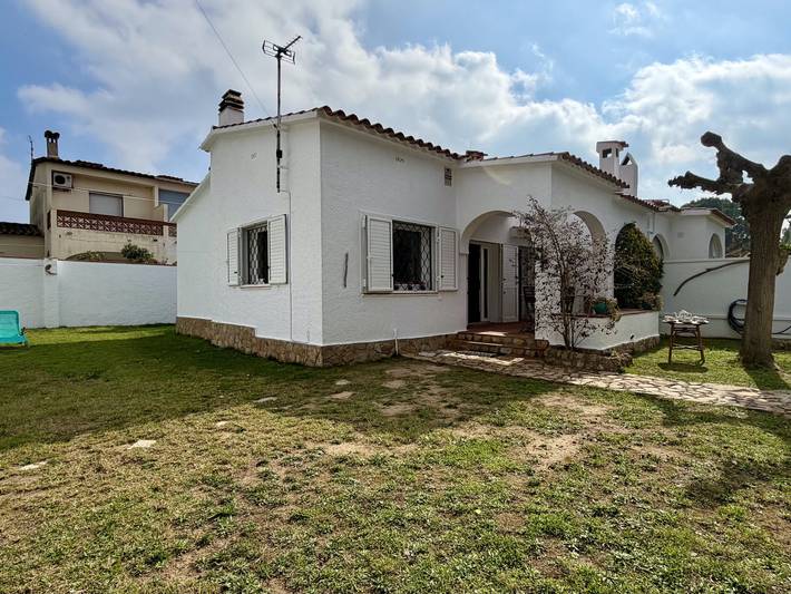 Gîte pour 4 personnes, avec jardin