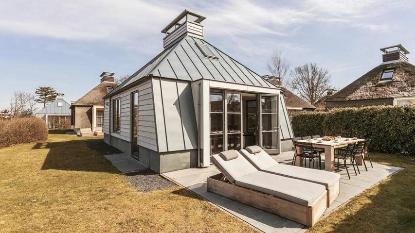 Ferienhaus für 6 Personen, mit Terrasse und Garten sowie Sauna und Ausblick in Schoorl