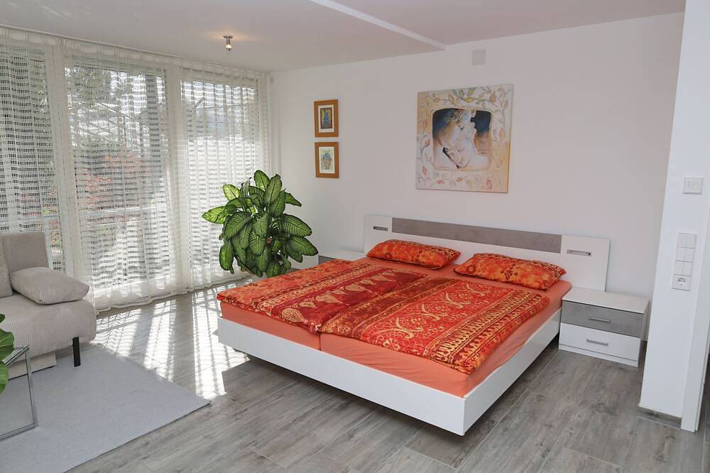 Ganze Wohnung, Ferienwohnung/App. für 6 Gäste mit 110m² in Reichenau (185023) in Reichenau, Untersee