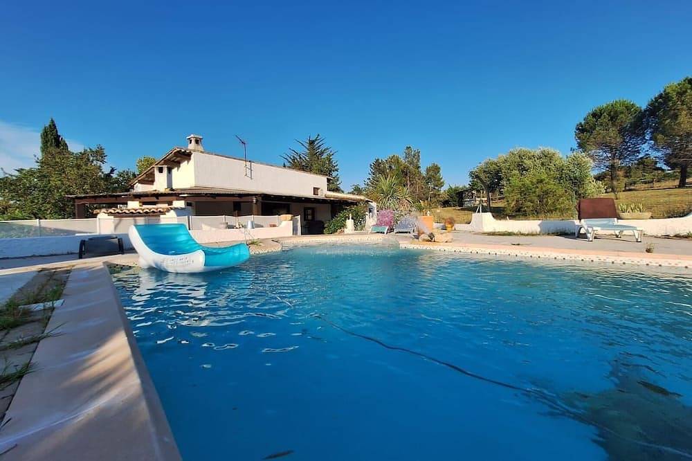 Ranch dans la Garrigue, Swimming pool in Juvignac, Montpellier region