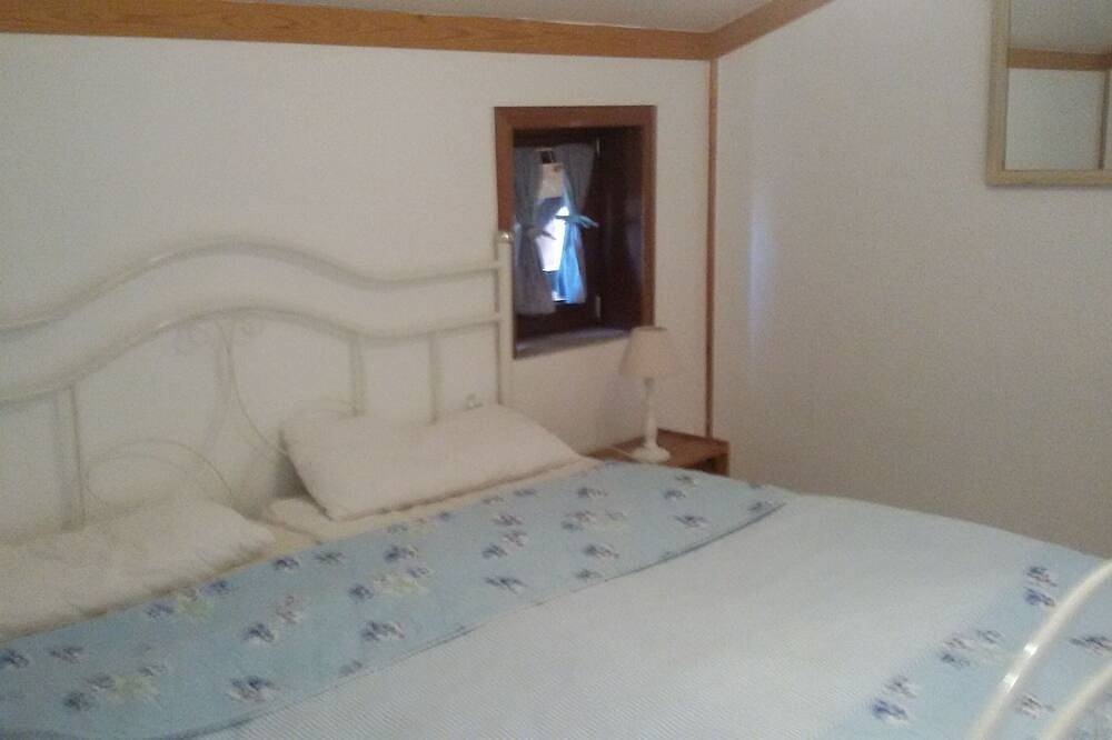 Helles Ferienhaus bis 6 Personen mit Kamin, Garten, Parkplatz u. Wifi in De Haan in De Haan, Belgische Küste