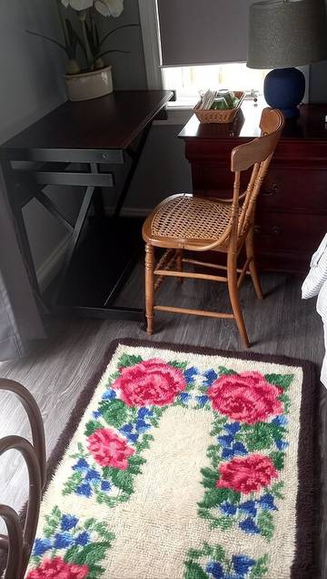 Bed And Breakfast for 2 Guests in Windsor (Ontario), Ontario, Picture 4
