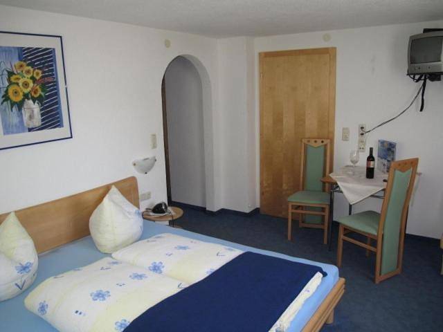 BnB für 2 Personen, mit Garten und Ausblick in Kappl