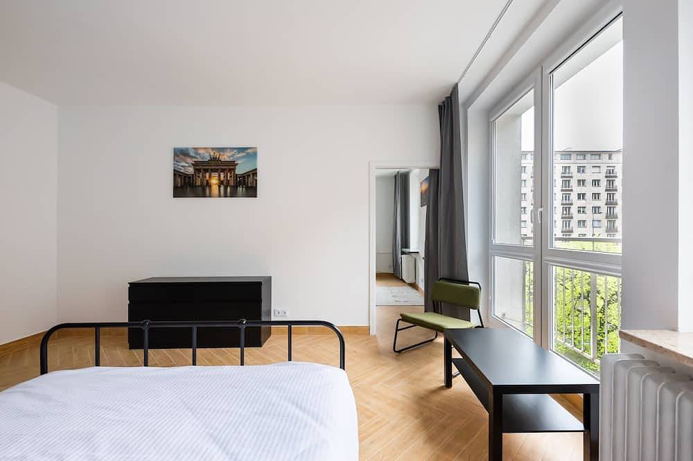 Entire apartment, Marszałkowska White & Black Apartment in Warsaw Śródmieście, Warsaw