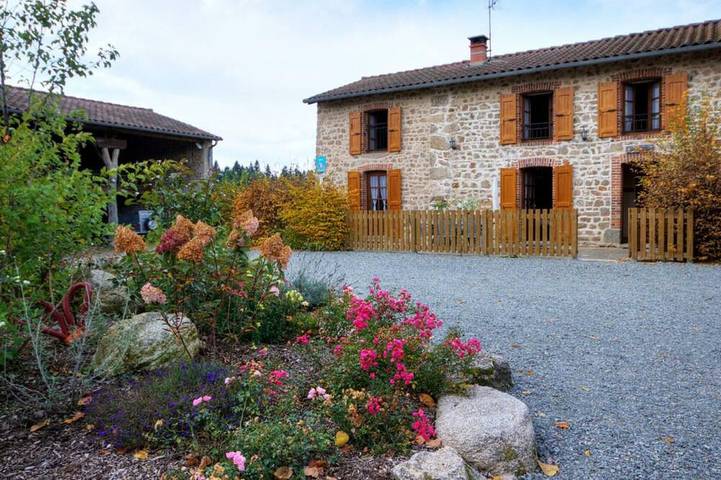 Gîte pour 6 personnes, avec terrasse, animaux acceptés - 1