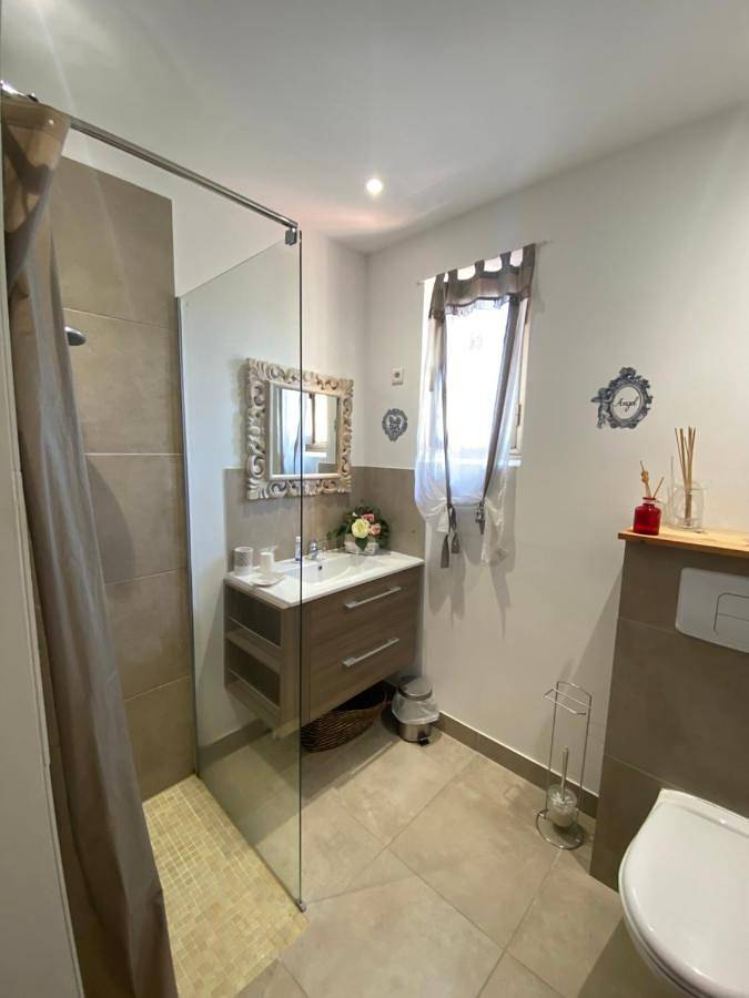 Hôtel pour 6 personnes, avec jardin - 1