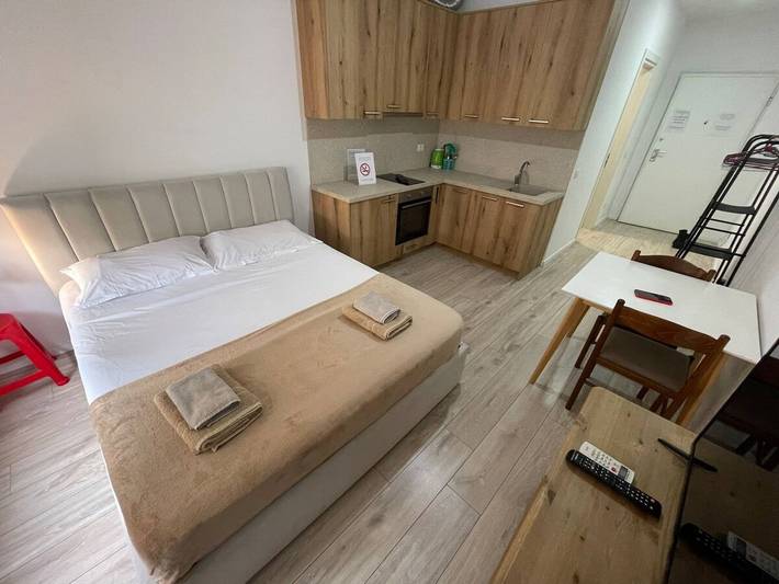 Ganzes Studio, Bonbon 2 - Ruhiges zentrales Studio in Tiranë, Albanien