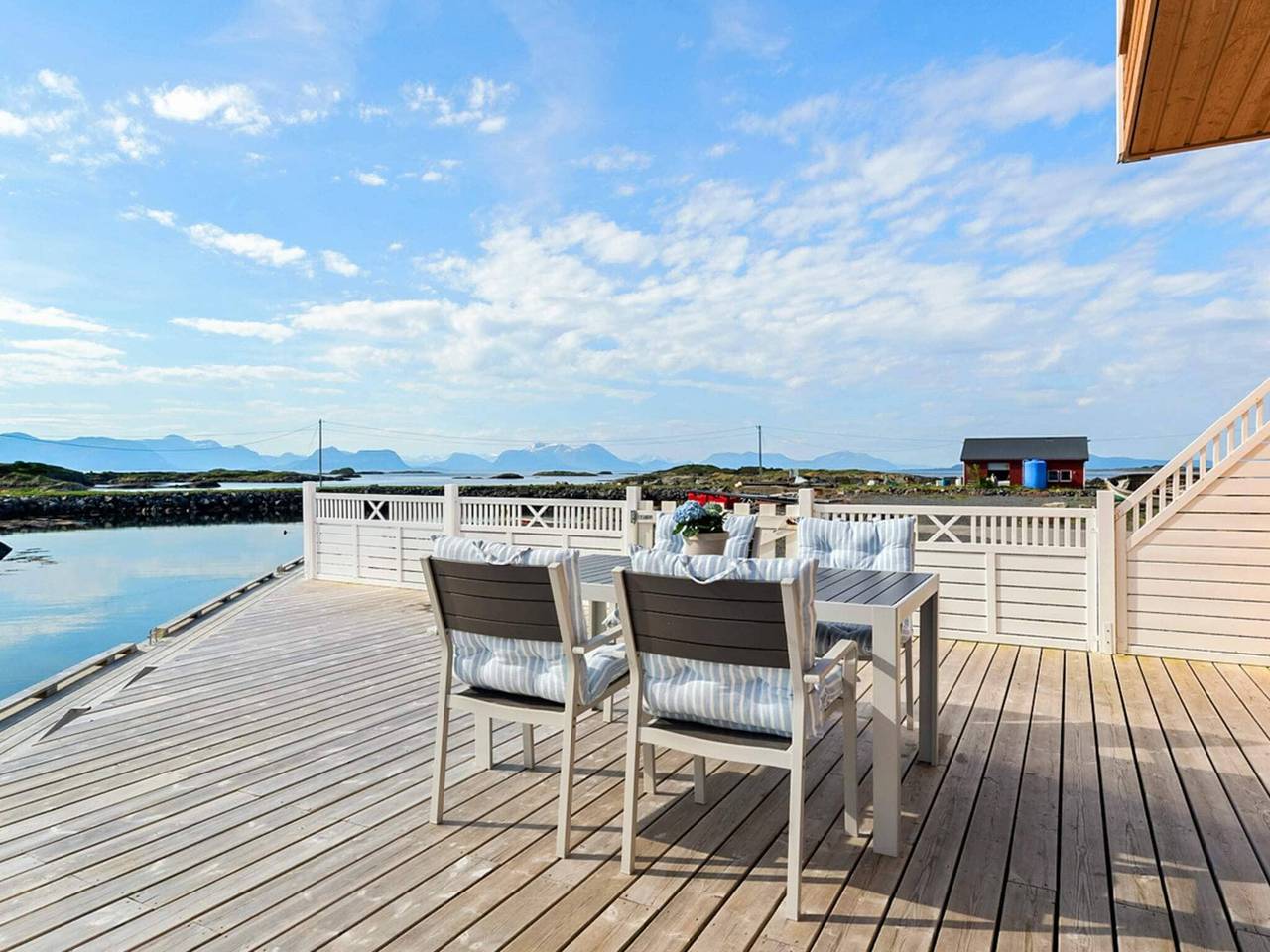 8 Personen Ferienhaus in Sandøy in Sandøy, Nördliches Fjordnorwegen