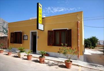 Maison d’hôte pour 3 personnes, avec jardin à San Vito Lo Capo