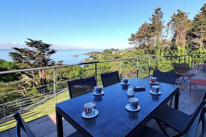 Location de vacances pour 5 personnes, avec jardin et terrasse dans Plage de Port-Mabo