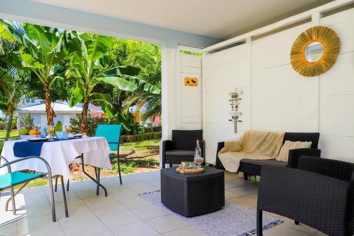 Gîte pour 4 personnes, avec terrasse et vue dans Plage de l'Autre Bord - 4