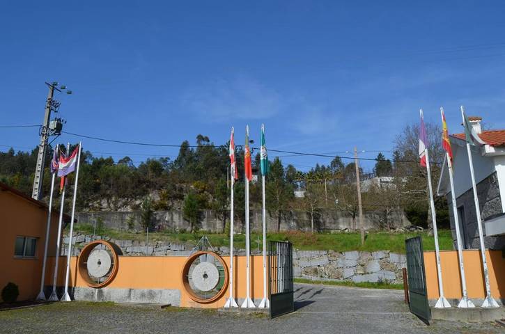 Location de vacances pour 2 personnes, avec sauna et jardin ainsi que piscine et bassin pour enfant, animaux acceptés dans Cepães - 3
