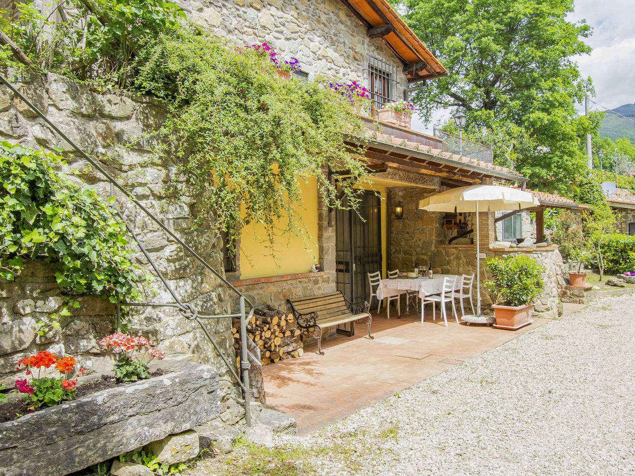 Entire apartment, La Fornace in Loro Ciuffenna, Valdarno