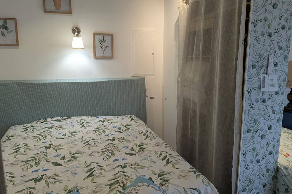Geheel appartement, Landelijke gîte met zwembad in Cabrières-d'Avignon, Parc naturel régional du Luberon