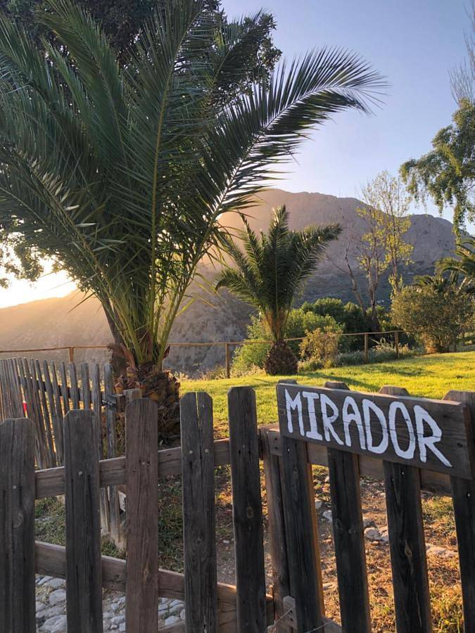 Casa rural para 10 personas, con Balcón y Terraza además de Jardín y Piscina en Alfarnatejo - 2