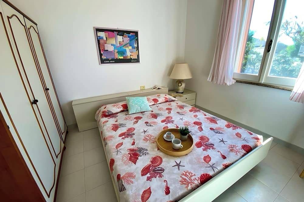 Villa Luigi - Villa per Gruppi e Famiglie con Ampia Terrazza e Barbecue in Sa Rocca Tunda, Sardegna
