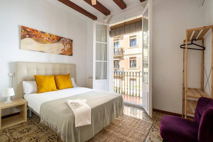 Apartamento para 3 personas, con balcón en Sants