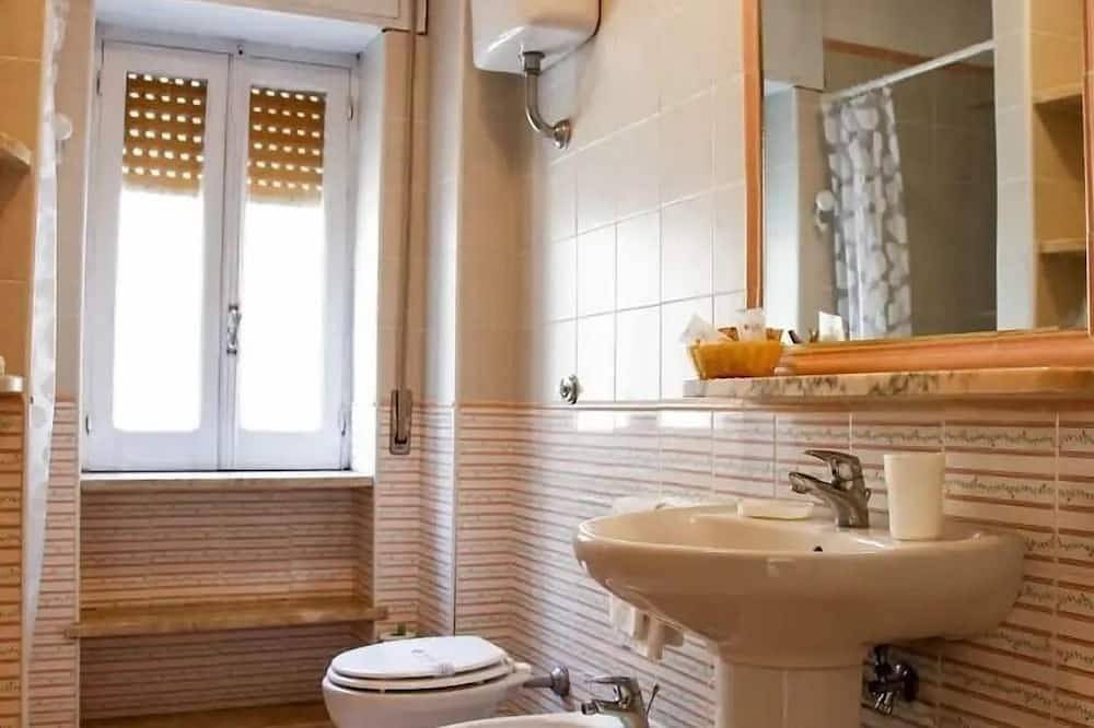 Apartamento entero, Vacation apartment/apartment for 4 guests with 40m² in Marina di Camerota (248088) in Marina di Camerota, Camerota