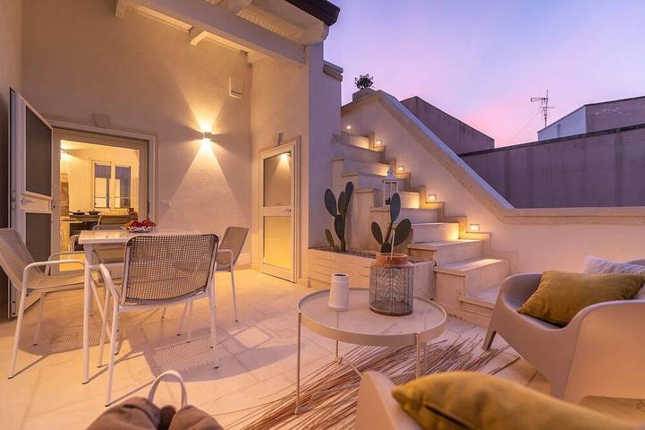 Location de vacances pour 4 personnes, avec Balcon à Carmiano