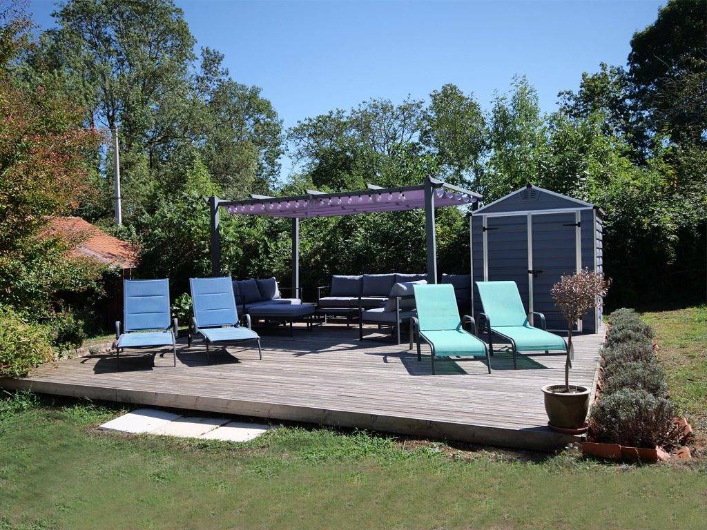 Maison Meli, avec piscine privée, en campagne in Saint-Hilaire-des-Loges, Fontenay-le-Comte
