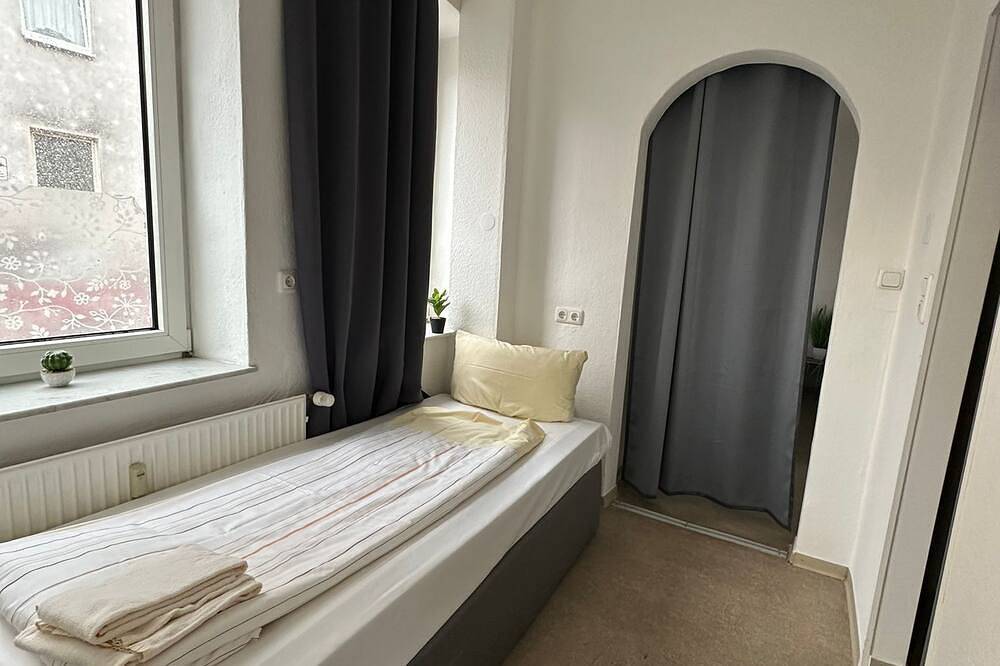 Friedrichstraße 42 W1 - 1 Schlafzimmer in Neumünster, Schleswig-Holstein Binnenland