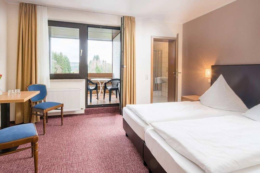 Pension Haus Anny - Hallenbad - Doppelzimmer Dusche/Wc in Deudesfeld, Vulkaneifel