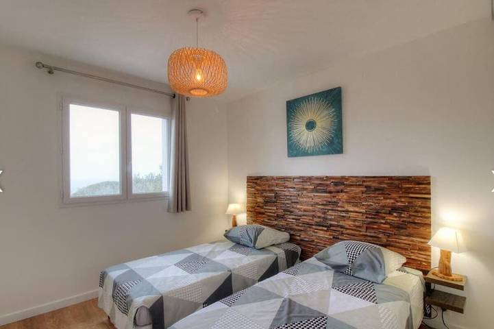 Location de vacances pour 4 personnes, avec terrasse et jardin à Villanova - 3