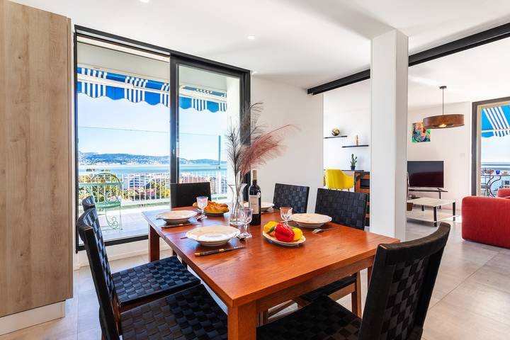 Appartement entier, Vue Des Anges By Riviera Holiday Homes in Nice, Côte méditerranéenne (France)