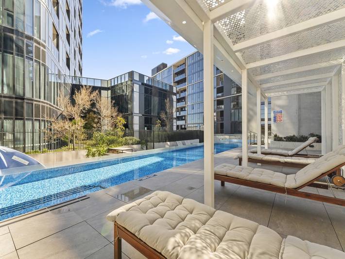Vacation rental for 4 people, with sauna and pool as well as hot tub and balcony/terrace in Canberra
