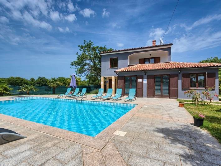 Villa für 10 Personen, mit Sauna und Pool - 1